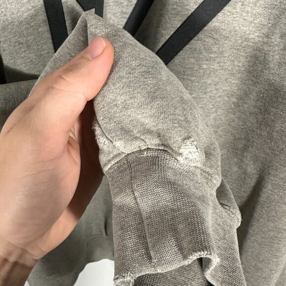 Fear of God Essentials 1977 Crewneck Sweatshirt Size M - Picture 10 of 13